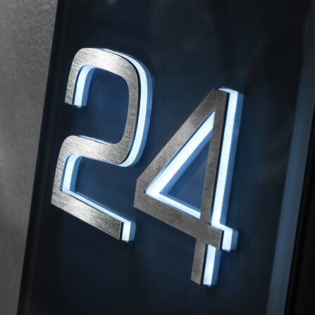 Metzler LED-Hausnummernschild aus Edelstahl 3-stellig in Anthrazit