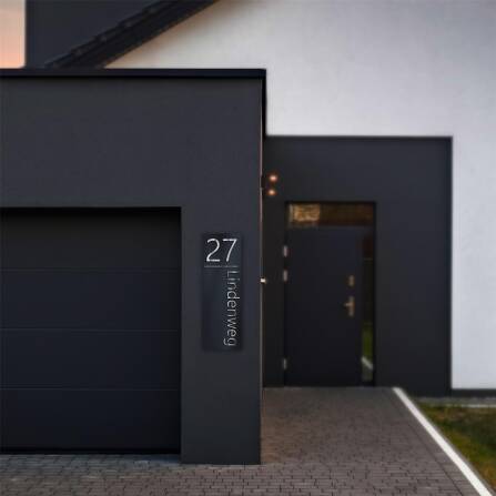 Metzler Hausnummernschild Hochformat Anthrazit Edelstahl Modell Weissenhof XXL