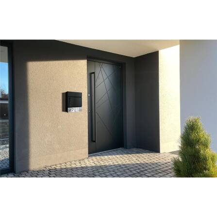 Metzler Briefkasten Tiefschwarz RAL 9005 Stahl Sichtfenster | Oltmann