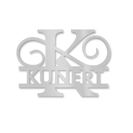 Personalisiertes Namensschild mit Monogramm in Graualuminium RAL 9007 300 x 440 mm Steckdübel